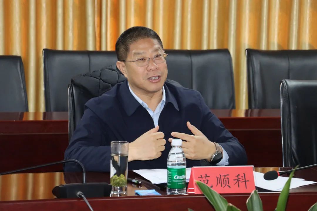 中国有色金属工业协会党委副书记范顺科一行莅临明泰铝业调研