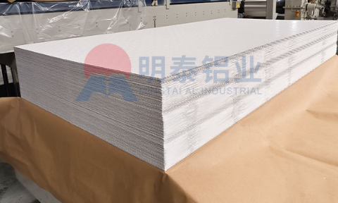 3004 汽车覆盖件铝板 深冲铝合金板 汽车轻量化材料厂家