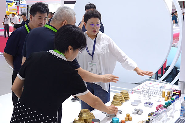 明泰铝业也铝板铝卷铝箔铝管铝棒生产厂家