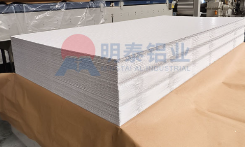 铲齿散热器用1060/6063铝板_明泰铝业加工定制厂家_可试样