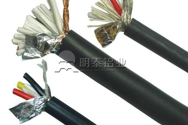 电缆带包覆用屏蔽铝箔生产厂家推荐采用1235铝箔和8011铝箔