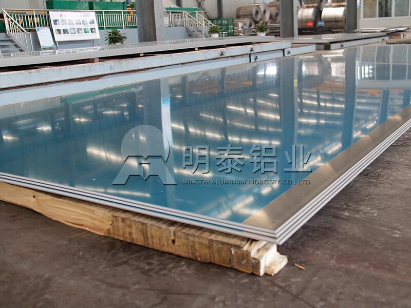 铝塑板用3003h16铝板原材料厂家1吨报价多少？