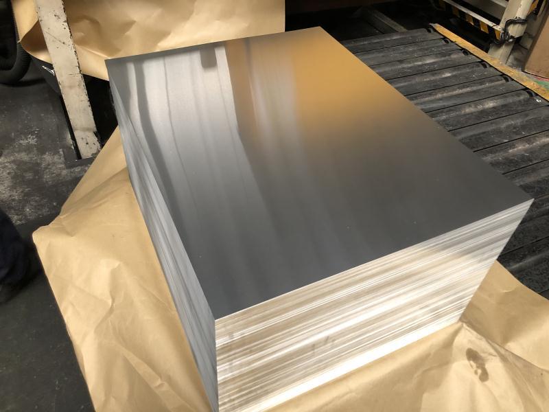 明泰铝业长期供应3003铝板，出厂价更具优势